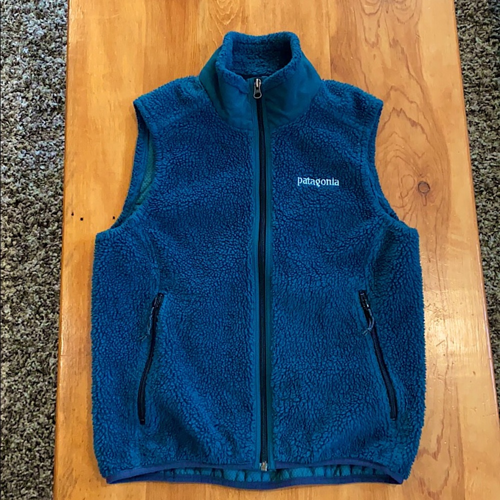 EUC Patagonia Women’s Teal Deep Pile Fleece Vest